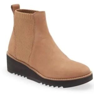 NEW Eileen Fisher Lilou Nubuck And Recycled Stretch Knit Bootie Size 6.5